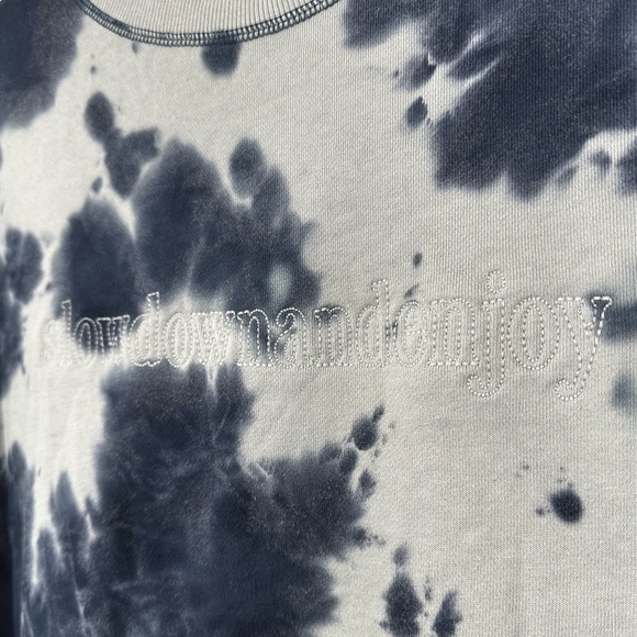 NWT Original Use Slow Down & Enjoy Embroidered Tie Dye Crew Sweatshirt Unisex M - Picture 4 of 8